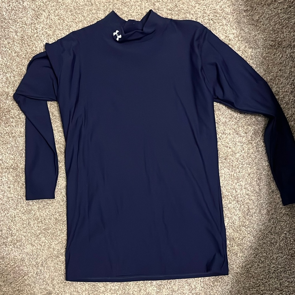 Under Armour cold play navy long sleeve. 2 XL